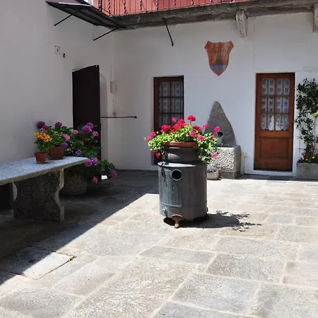 Bed & Breakfast Annie's 3*