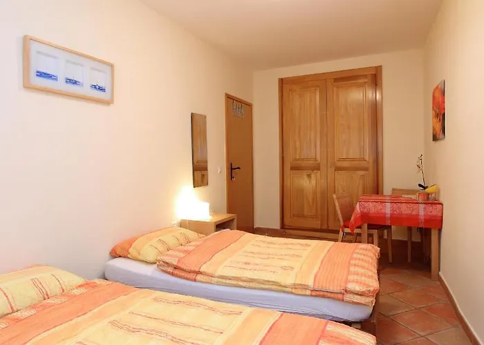 Annie's Bed and breakfast 3*