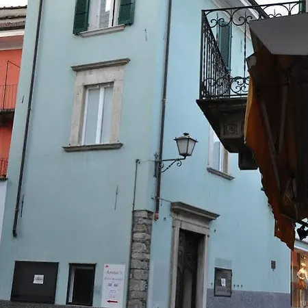 Annie's Bed & Breakfast Bed & Breakfast Ascona